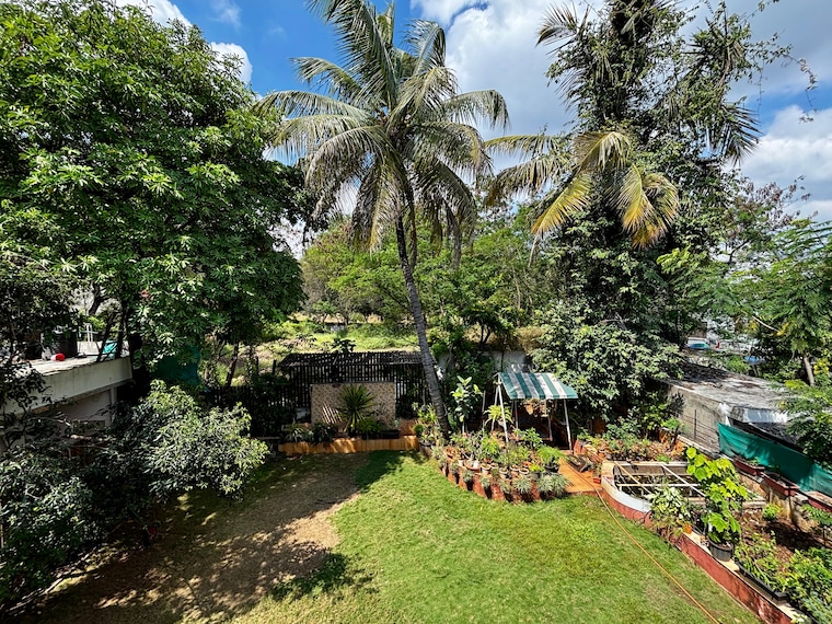 Garden, sindh-society 5 Bedroom 8300 Sq.Ft. Independent House In Aundh Pune 9442006