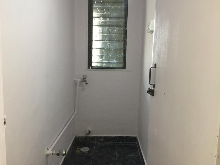 Bathroom, royal-classic-co-op-society 2 Bedroom 1010 Sq.Ft. Apartment In Andheri West Mumbai 9442057