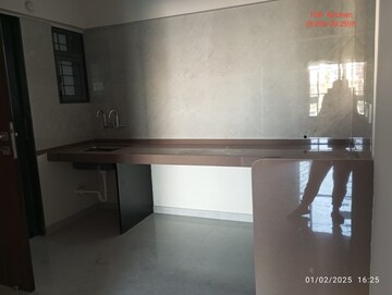 Room in 2 BHK Apartment at Ten United Athashri, Dhanori – for Rent