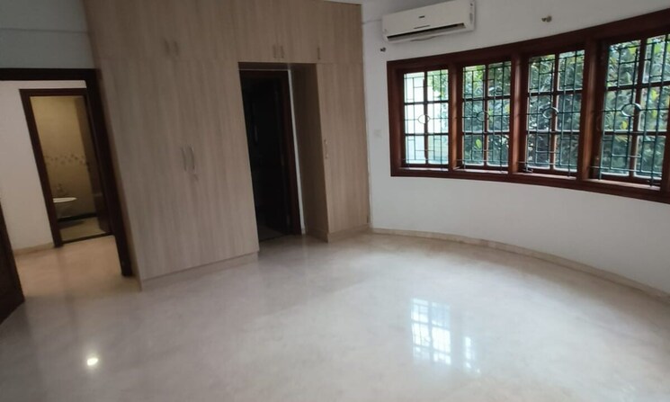 Room, vitrose-elanza 3 Bedroom 3600 Sq.Ft. Apartment In Halasuru Bangalore 9442085