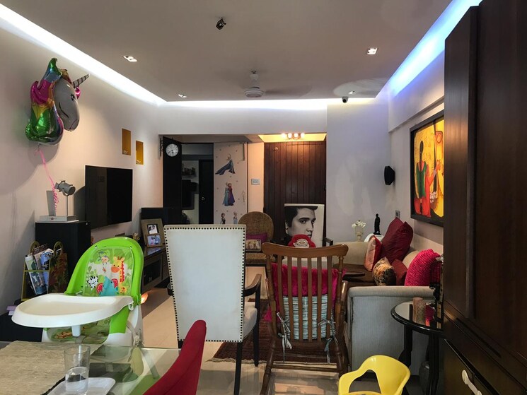 Team Area, royal-classic-co-op-society 3 Bedroom 1550 Sq.Ft. Apartment In Andheri West Mumbai 9442096