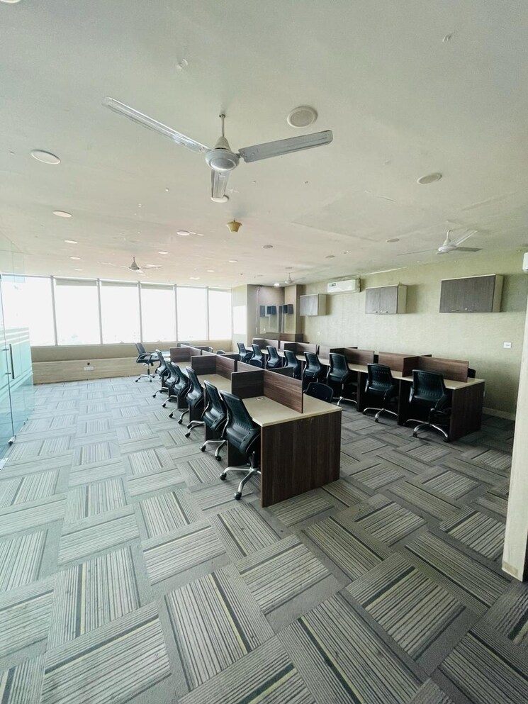 Team Area, bharti-astra-towers Commercial Office Space 1739 Sq.Ft. In New Town Kolkata 9442167