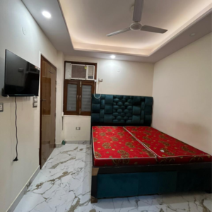 Bedroom in 1 BHK Builder Floor at Chattarpur – for Rent