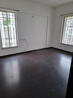 Room in 3 BHK Apartment at Kolte Patil Langston, Kharadi – for Rent