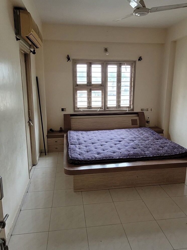 Bedroom, prahlad nagar 3 Bedroom 1800 Sq.Ft. Villa In Prahlad Nagar Ahmedabad 9442253