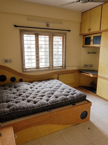Bedroom in 3 BHK Villa at Prahlad Nagar – for Rent