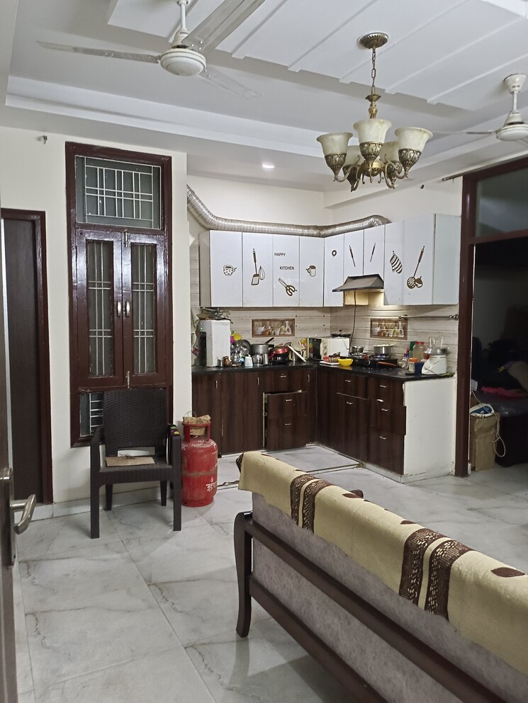 Gym, new colony 2 Bedroom 650 Sq.Ft. Builder Floor In New Colony Gurgaon 9442274