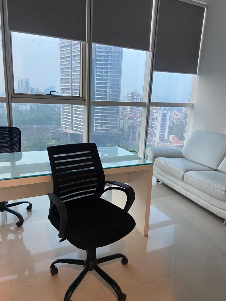 Team Area, metro-fairmount Commercial Office Space 700 Sq.Ft. In Sanpada Navi Mumbai 9442312