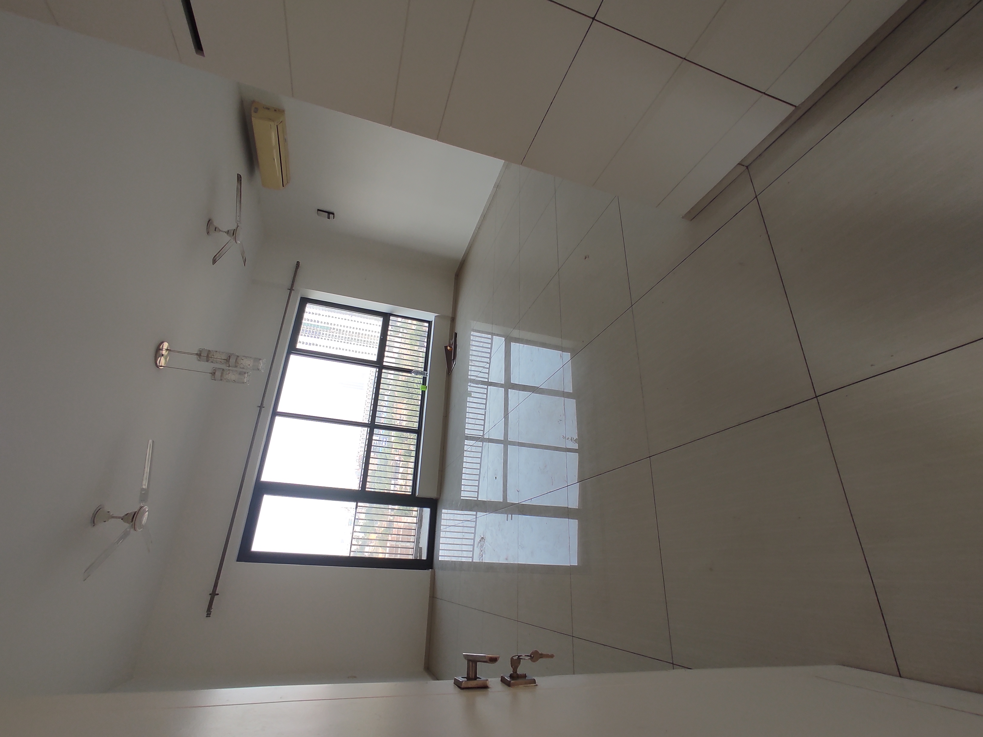 2 BHK + Servant Room 1300 Sq.Ft. Apartment in Pioneer Park Phase 1