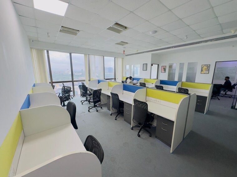 Team Area, platinum-techno-park Commercial Office Space 2660 Sq.Ft. In Vashi Sector 30 Navi Mumbai 9442353