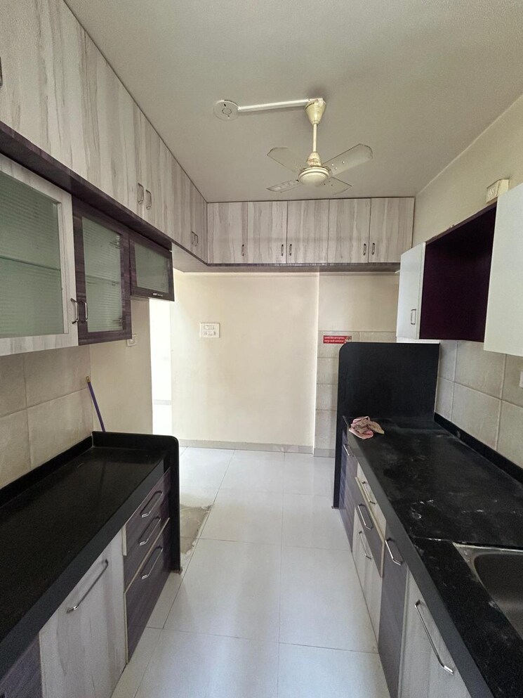 Kitchen, dsk-meghmalhar-phase-i 2 Bedroom 935 Sq.Ft. Apartment In Sinhagad Road Pune 9442340