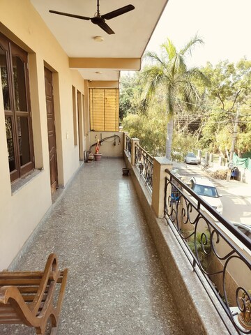 Balcony in 3 BHK Builder Floor at Ansal Plaza Sector-23, Sector 23 – for Rent