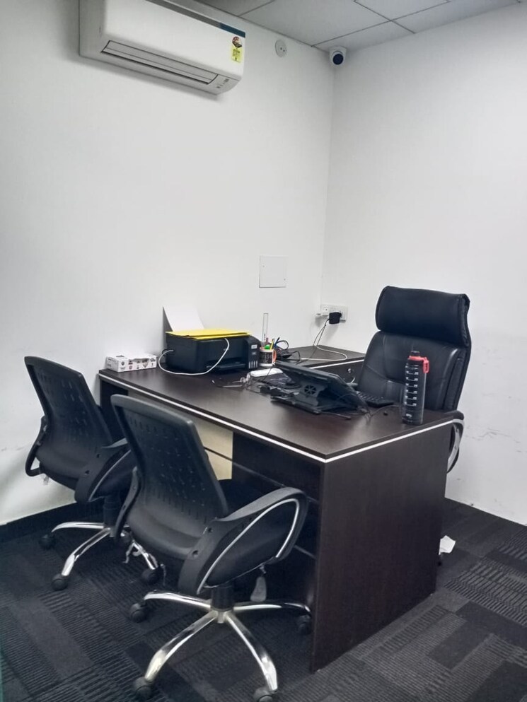 Team Area, sector 62 Commercial Office Space in IT/SEZ 7000 Sq.Ft. In Sector 62 Noida 9442398