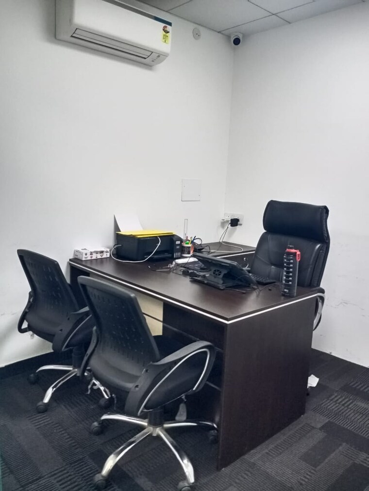 Team Area, sector 62 Commercial Office Space in IT/SEZ 7000 Sq.Ft. In Sector 62 Noida 9442398