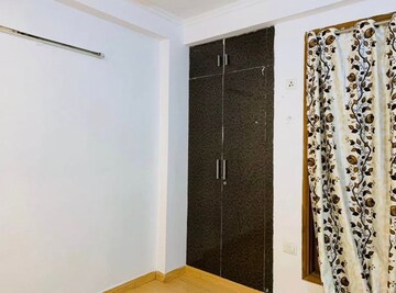 Bedroom in 1 BHK Builder Floor at Saket – for Rent