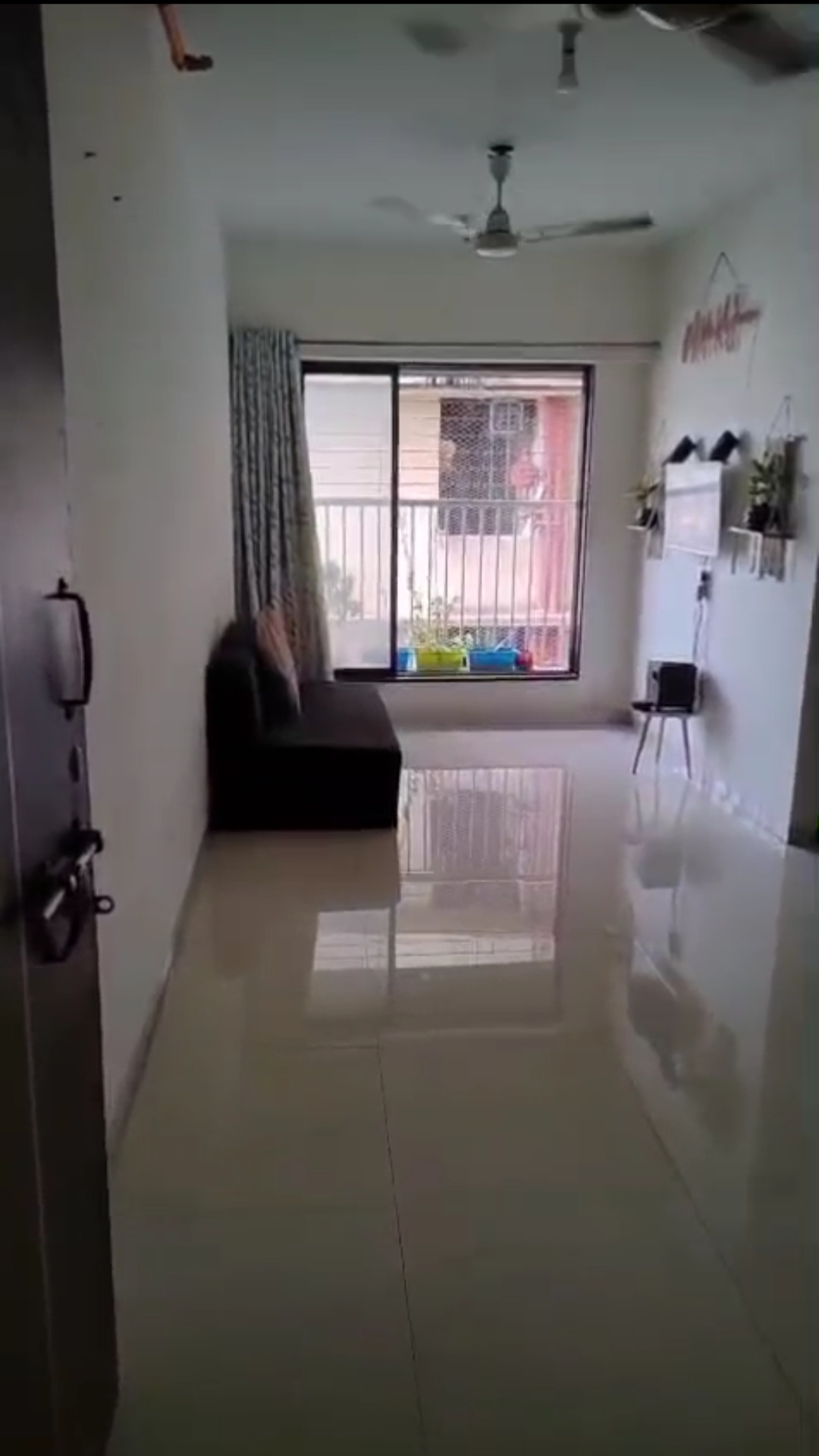 1 BHK 430 Sq.Ft. Apartment in Bhoomi Samarth C Wing