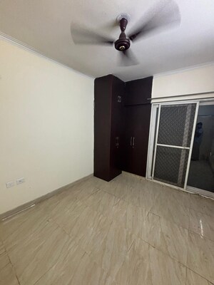 Master Bedroom in 2 BHK Apartment at Gaur City 2 - 14th Avenue, Sector 16c Greater Noida – for Rent