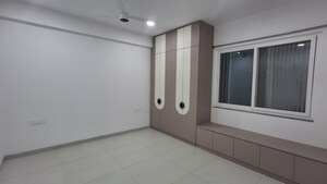 Room in 3 BHK Apartment at Jayabheri The Nirvana, Gopanpally – for Rent