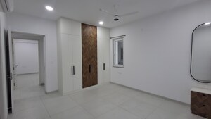 Room in 3 BHK Apartment at Jayabheri The Nirvana, Gopanpally – for Rent