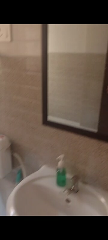 Room in 2 BHK Apartment at Signature Global Orchard Avenue, Sector 93 – for Rent