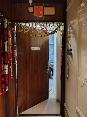 Furnished Amenities in 3 BHK Apartment at Belgrave Square, Thane West – for Sale