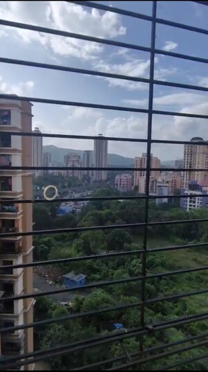 2 BHK Apartment For Rent in Haware Dahlia, Kasarvadavali