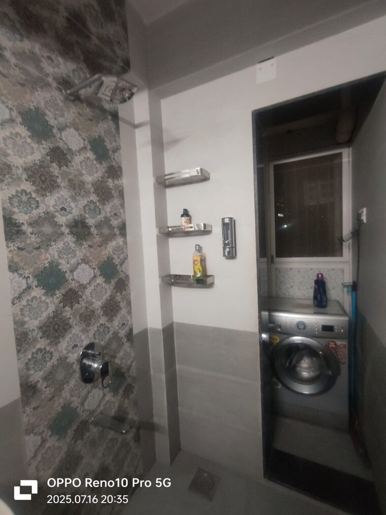 Bathroom, hiranandani-gardens-florentine 2 Bedroom 1050 Sq.Ft. Apartment In Powai Mumbai 9442601