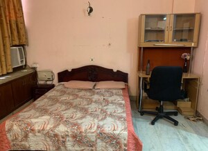 Bedroom in 3 BHK Builder Floor at Malviya Nagar – for Rent