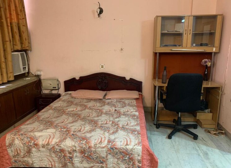 Bedroom, malviya nagar 3 Bedroom 2200 Sq.Ft. Builder Floor In Malviya Nagar Delhi 9442628