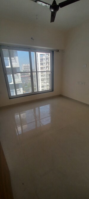 Room in 2 BHK Apartment at Je and Vee Madhuban, Malad East – for Rent