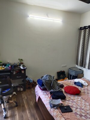 Team Area in 2 BHK Apartment at Nav Highland CHS, Balkum Pada – for Sale