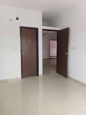 Room in 3 BHK Apartment at Endeco TS Heights, Moti Nagar – for Sale