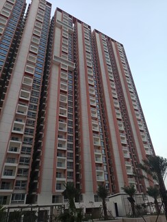 2 BHK Apartment For Sale in Urbanrise On Cloud 33