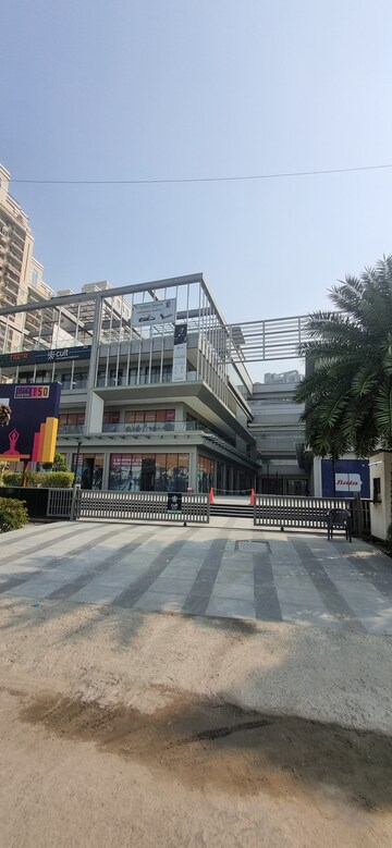  Co-working Space – Exterior View View at Bhutani City Center, Sector 150 - for Sale