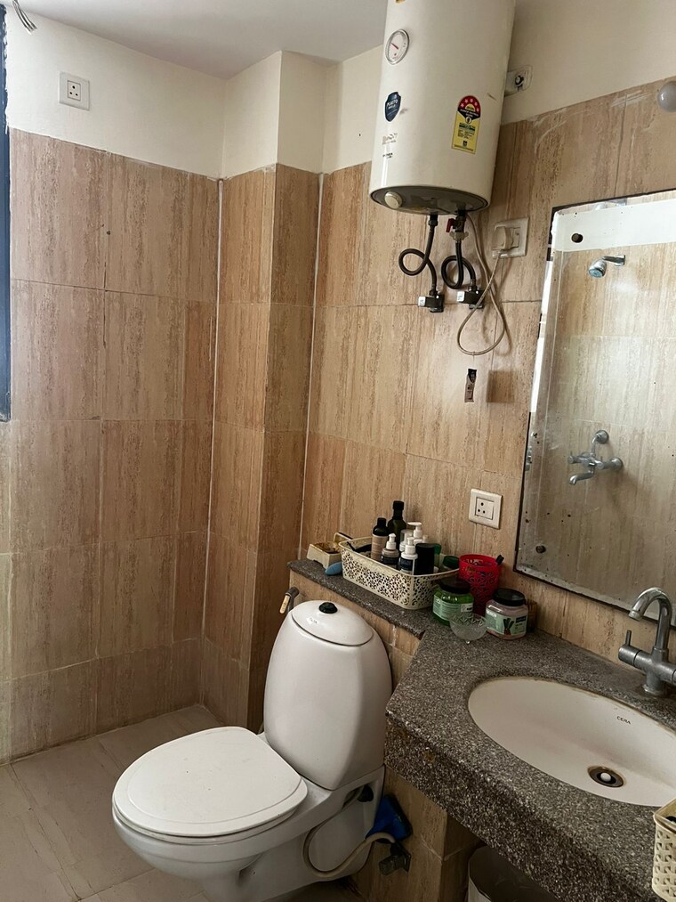 Bathroom, eldeco-mystic-greens 3 Bedroom 1729 Sq.Ft. Apartment In Omicron I Greater Noida Greater Noida 9442842