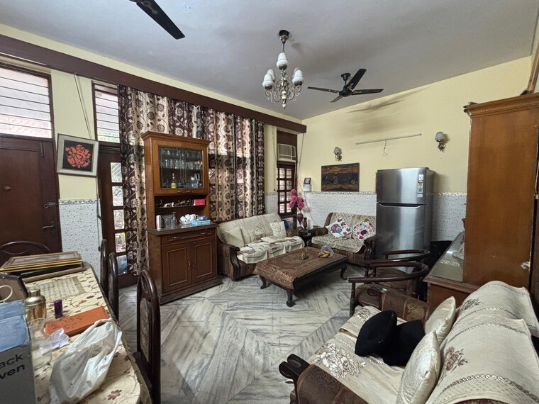 Living Room, kalkaji 2 Bedroom 100 Sq.Yd. Builder Floor In Kalkaji Delhi 9442843