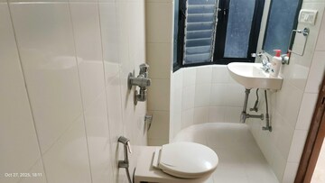 Bathroom in 4 BHK Apartment at Prabhadevi CHS, Prabhadevi – for Sale