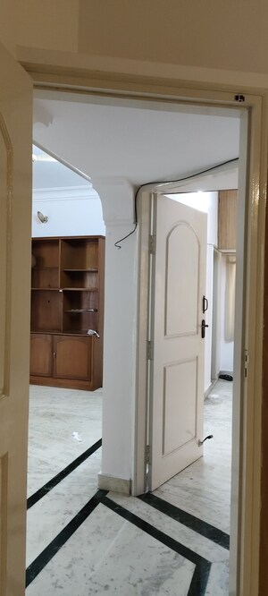 Building Lobby in 2 BHK Builder Floor at Halasuru – for Rent