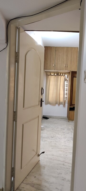 Building Lobby in 2 BHK Builder Floor at Halasuru – for Rent