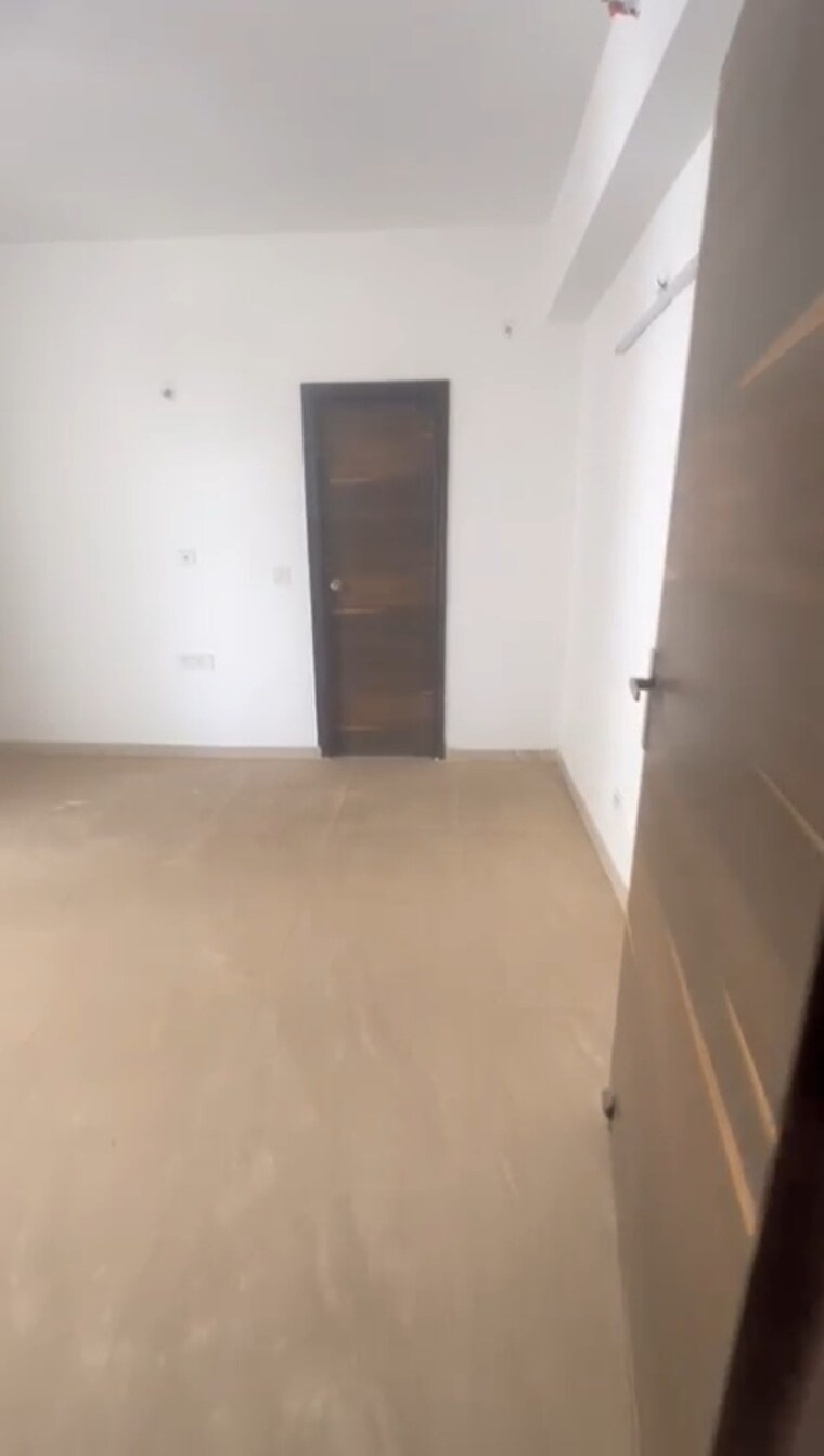 Room, slf-anushree 3 Bedroom 1606 Sq.Ft. Apartment In Sector 75 Faridabad 9442888