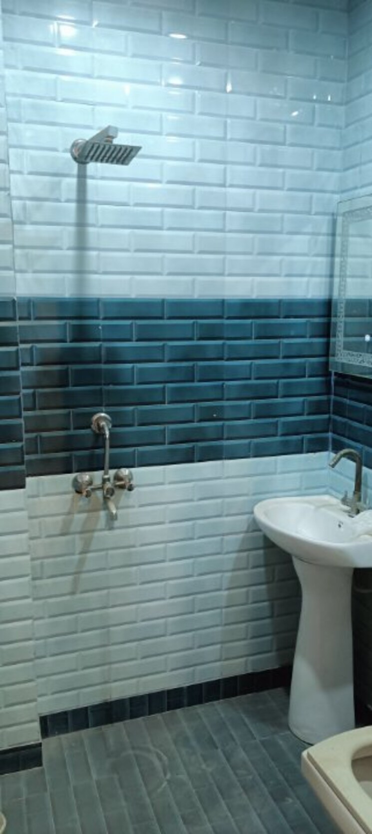 Bathroom, niti khand i 2 Bedroom 850 Sq.Ft. Builder Floor In Niti Khand I Ghaziabad 9442893