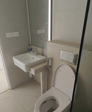 Bathroom in 4 BHK Apartment at Indiabulls Sky Forest, Lower Parel – for Sale