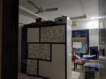 Living Room in 2 BHK Apartment at Group Seven Rushi Heights, Goregaon East – for Rent