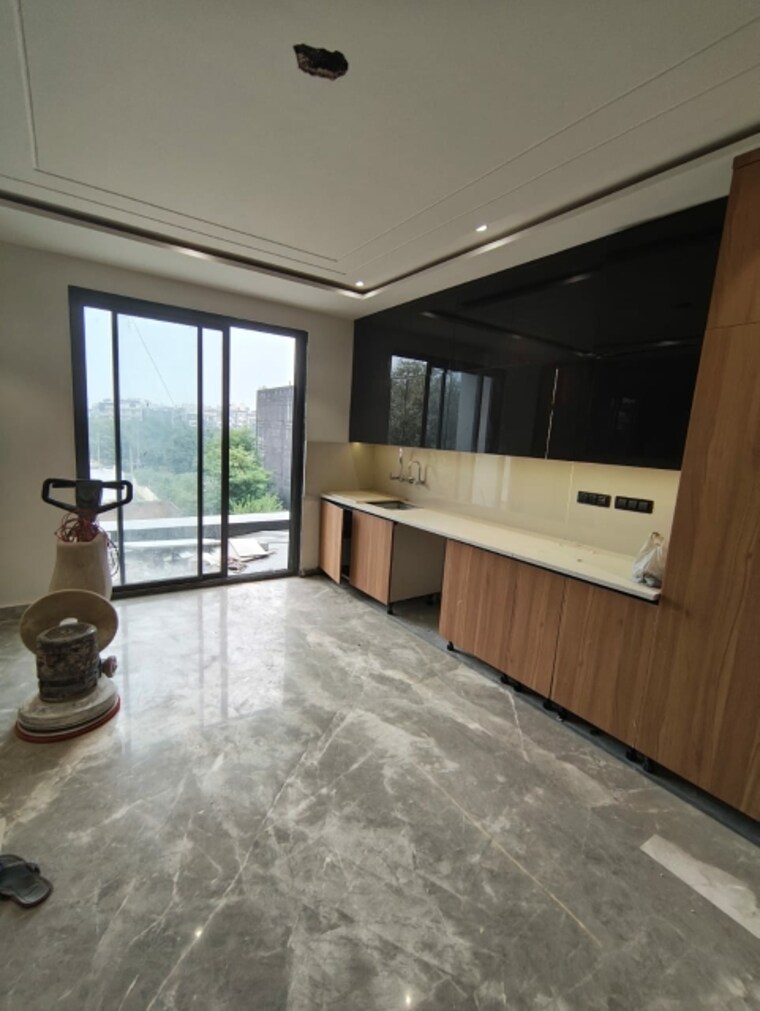 Kitchen, rohini sector 23 4 Bedroom 3700 Sq.Ft. Builder Floor In Rohini Sector 23 Delhi 9443067