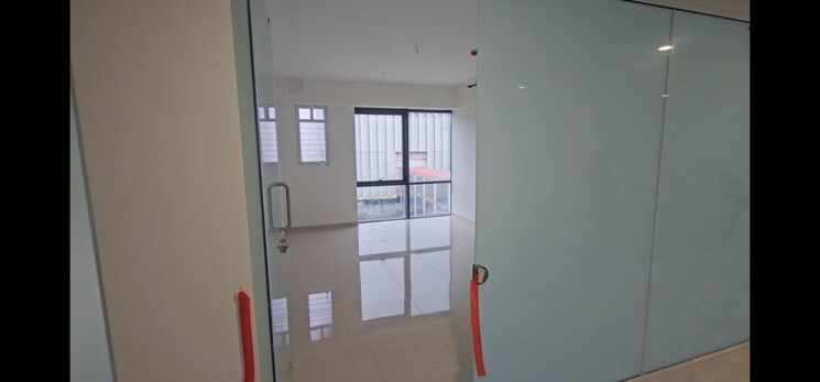 Other, geras-imperium-gateway Commercial Office Space 250 Sq.Ft. In Bhosari Pune 9443019