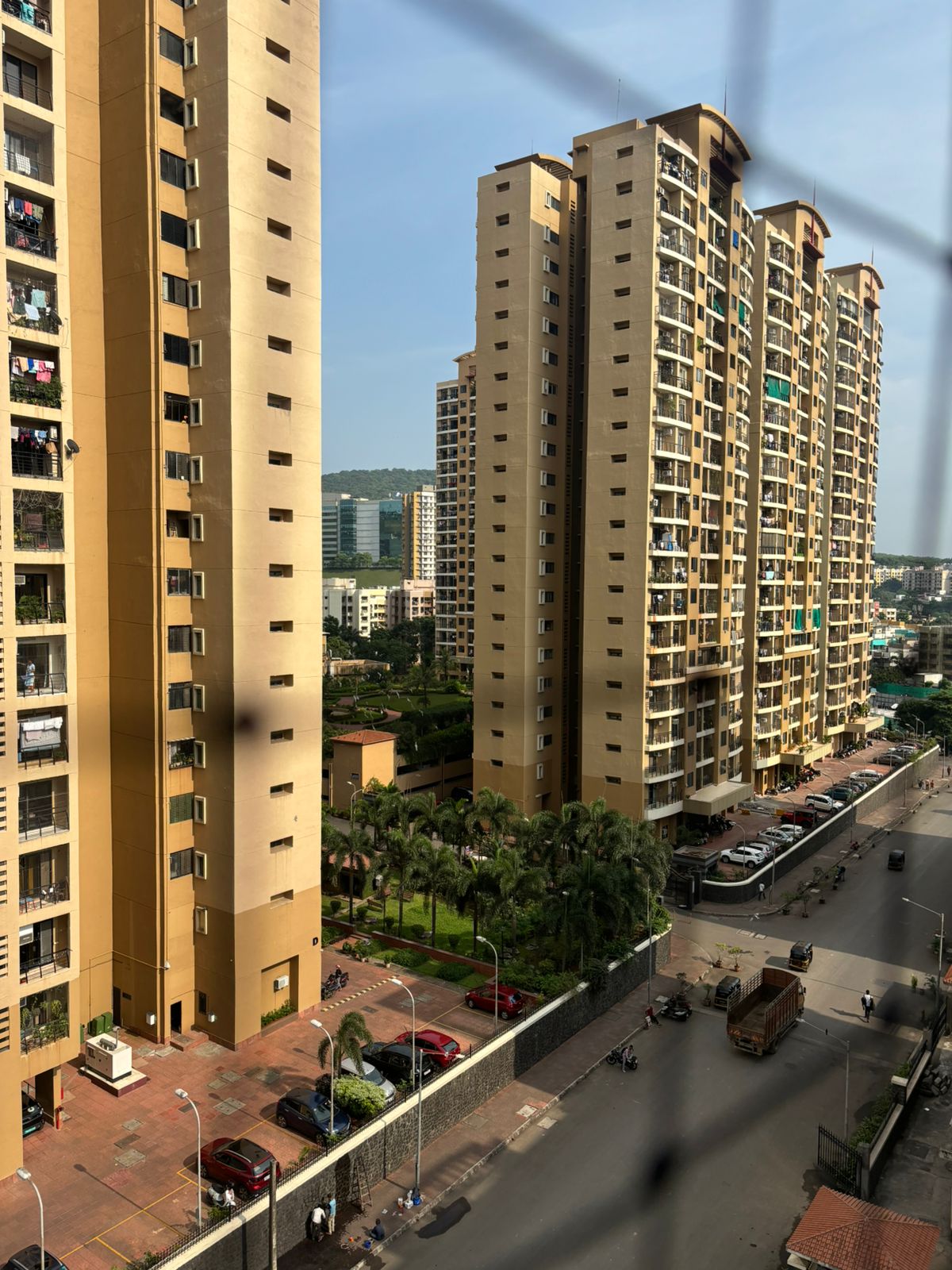 1 BHK + Pooja Room Apartment For Rent in K Raheja Raheja Residency