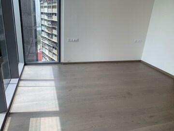 Room in 5 BHK Apartment at Piramal Mahalaxmi, Mahalaxmi – for Sale