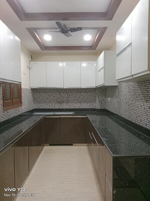 Kitchen in 3.5 BHK Builder Floor at Ashoka Enclave Faridabad, Sector 34 – for Sale