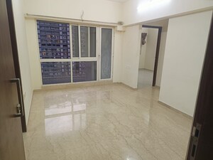 2 BHK Apartment For Rent in Omkar Signet, Malad East