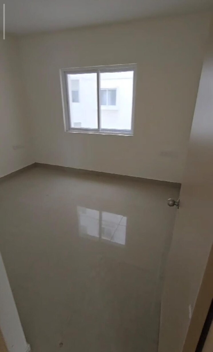 Room, mantri-serenity 2 Bedroom 1040 Sq.Ft. Apartment In Kanakapura Road Bangalore 9443092